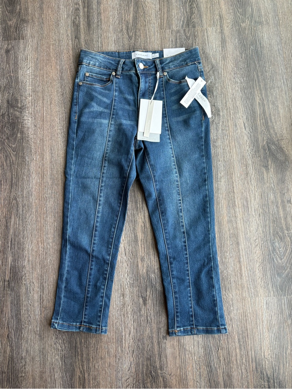NWT Tahari  Hannah Jean Capris